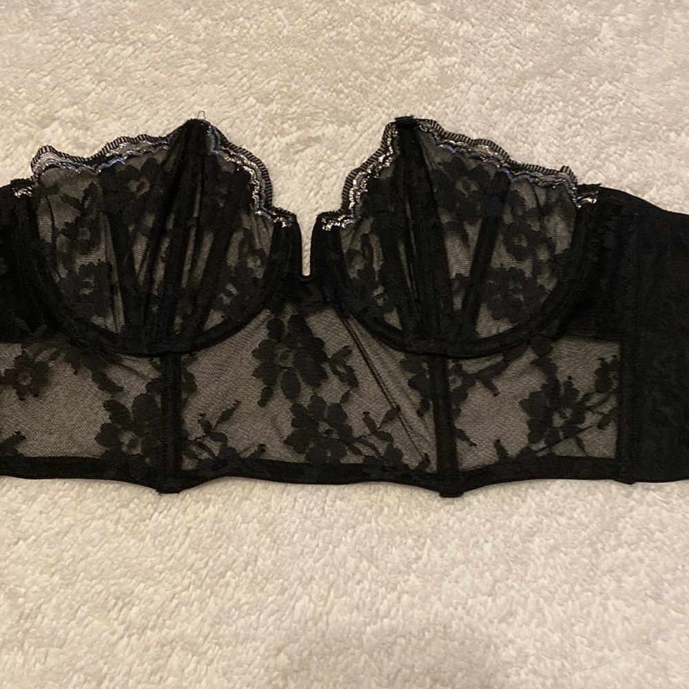 VS longline bra 36C black lace with silver thread weaving